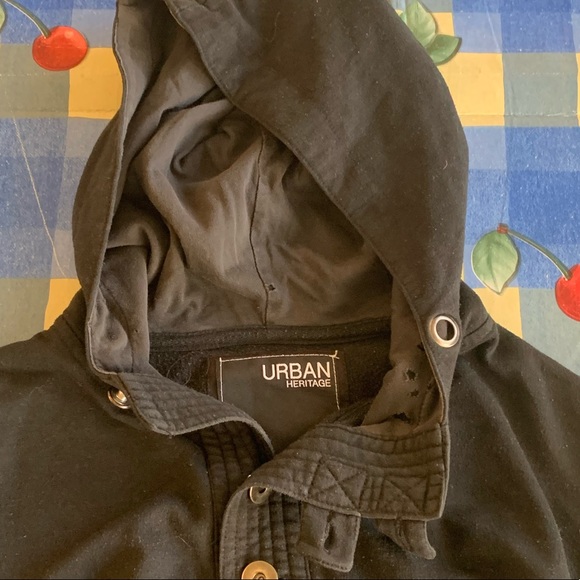 I’m selling a black sweater size is medium - Picture 3 of 3